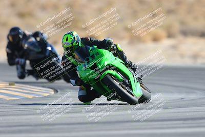 media/Jan-10-2025-CVMA Friday Practice (Fri) [[489e0da257]]/Group 4 and Trackday/Session 4 (Turn 16)/